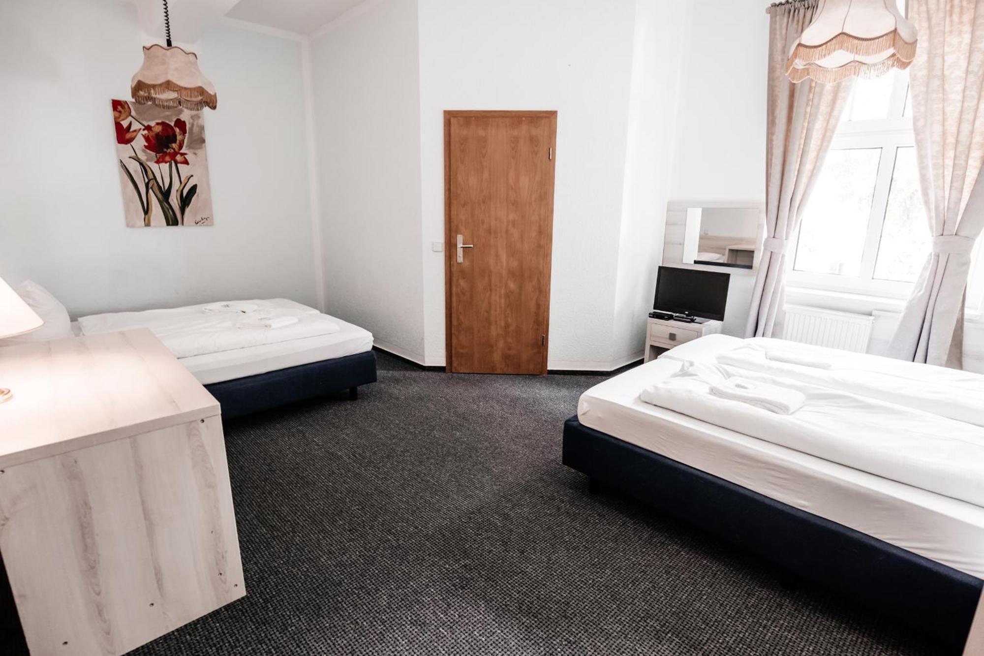 Hotel Am Fluss Heidesee Екстер'єр фото