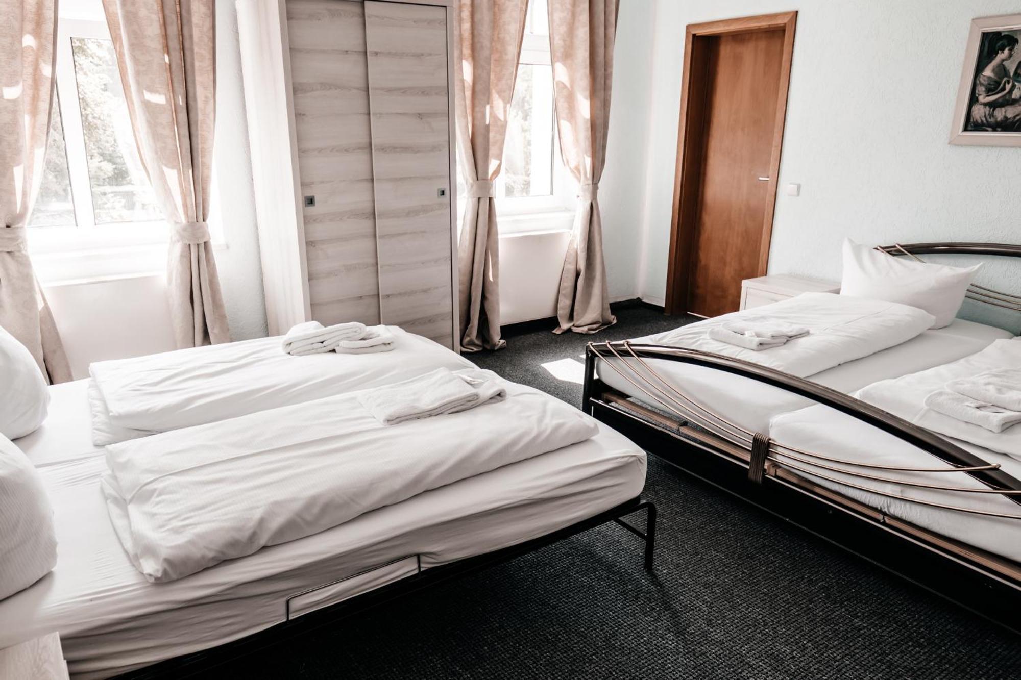 Hotel Am Fluss Heidesee Екстер'єр фото