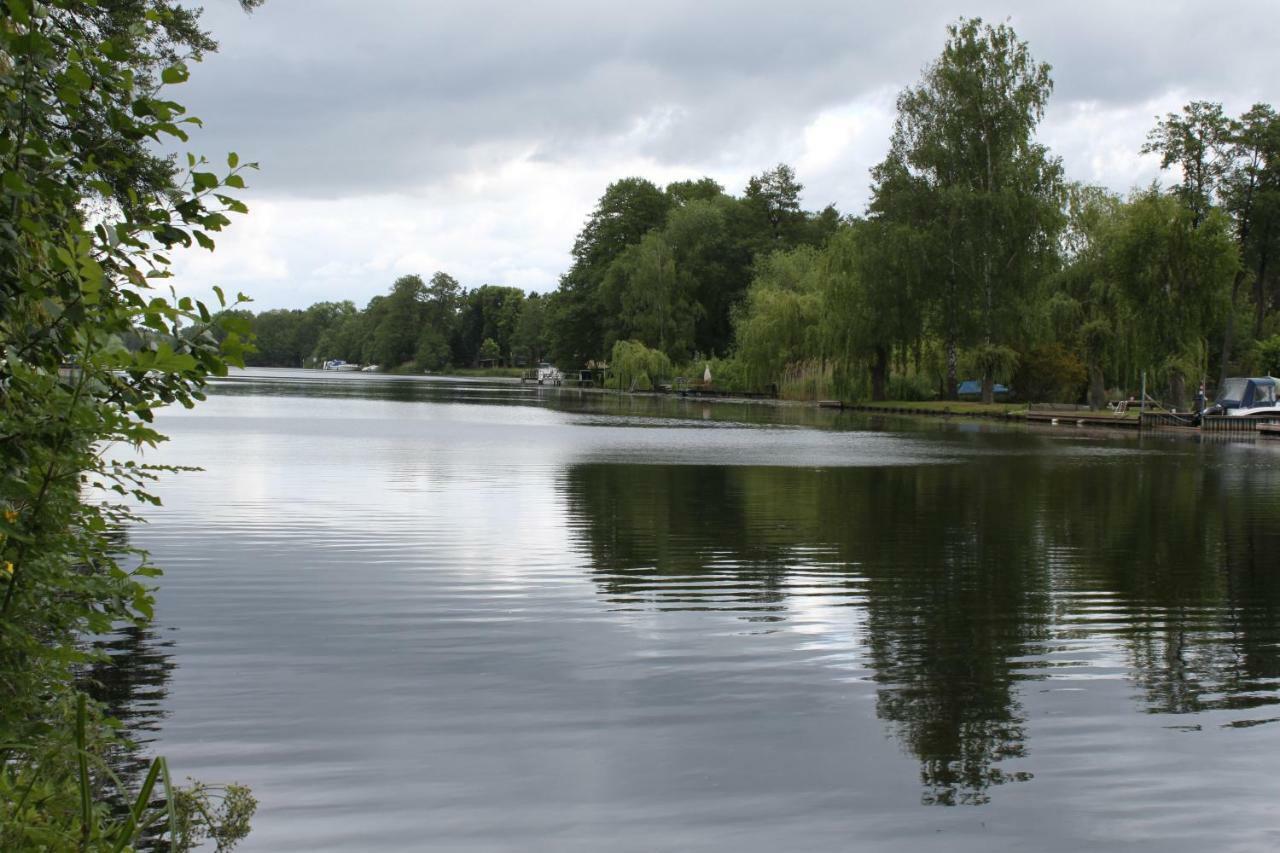 Hotel Am Fluss Heidesee Екстер'єр фото